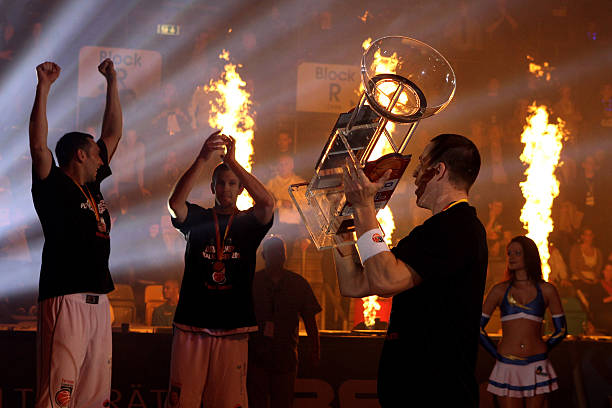 根据球员状 根据球员状